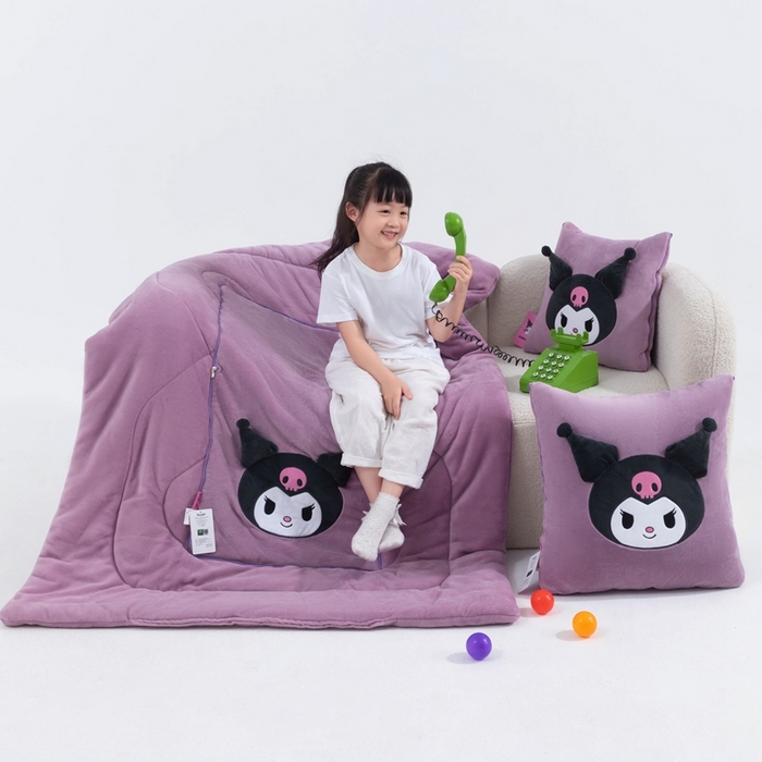 照世家纺 2025新款牛奶绒立体三丽鸥抱枕被 库洛米