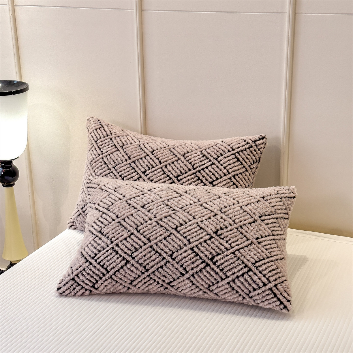 91家纺网 家纺一手货源 找家纺 乐家欣 2025新款双面暖绒毛毯 梦境-粉玉