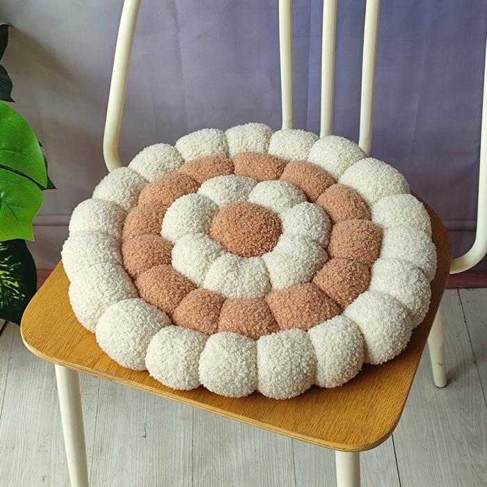 91家纺网 家纺一手货源 找家纺 （总）李帅家居 2025新款甜圈编织饼干坐垫抱枕靠垫沙发垫椅子垫毛绒玩偶垫子屁股垫