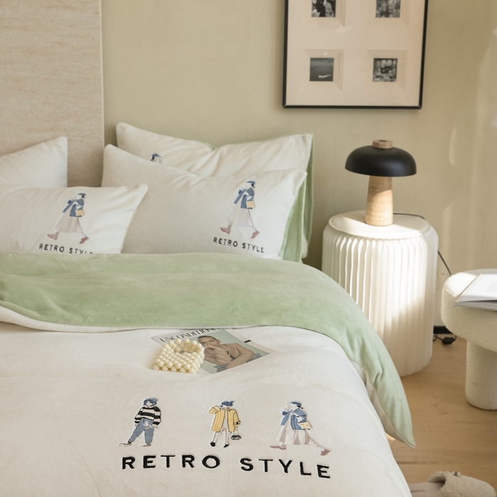 91家纺网 家纺一手货源 找家纺 121【牛奶绒刺绣四件套】2025新款毛毯被子四件套单件床单被套床笠珊瑚绒牛奶绒冬被法兰绒兔毛绒刺绣男孩-Boy系列场景二 baby-浅绿