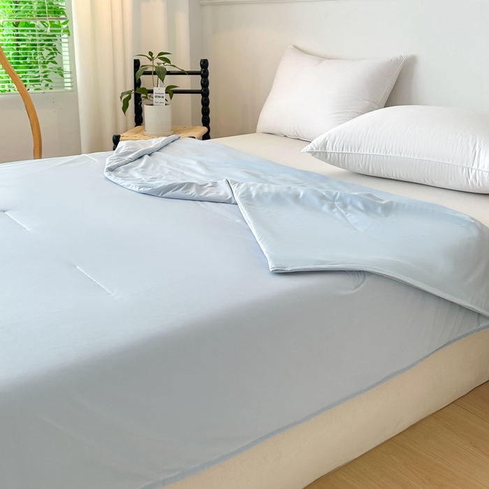 91家纺网 家纺一手货源 找家纺 小叮当家纺仓储工厂店 2025春夏新款亚朵同款夏季被子锦纶双感深睡被夏被夏凉被空调被pro2.0 青空灰