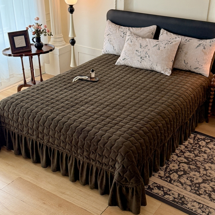 91家纺网 家纺一手货源 找家纺 金盛皇朝家纺 2025新款高克重美拉德牛奶绒床单床盖单件三件四件套 青枝缀叶