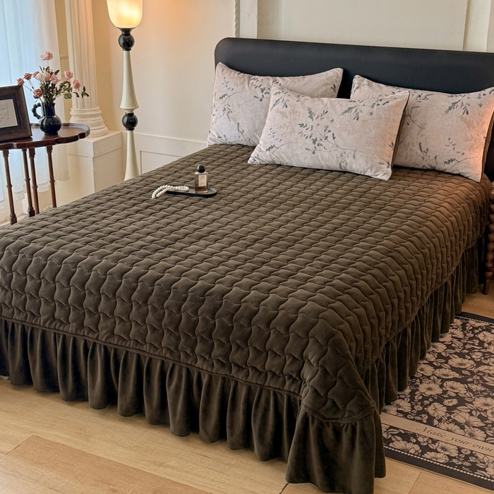 91家纺网 家纺一手货源 找家纺 金盛皇朝家纺 2025新款高克重美拉德牛奶绒床单床盖单件三件四件套 青枝缀叶