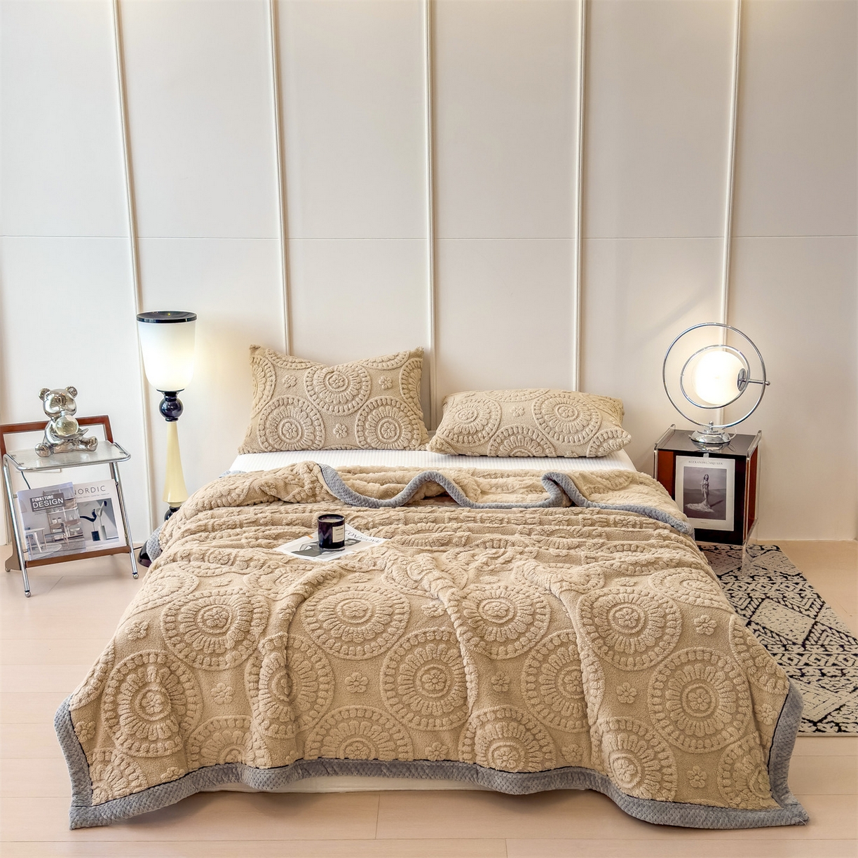 91家纺网 家纺一手货源 找家纺 乐家欣 2025新款A类花朵塔芙绒毛毯 花朵-米驼