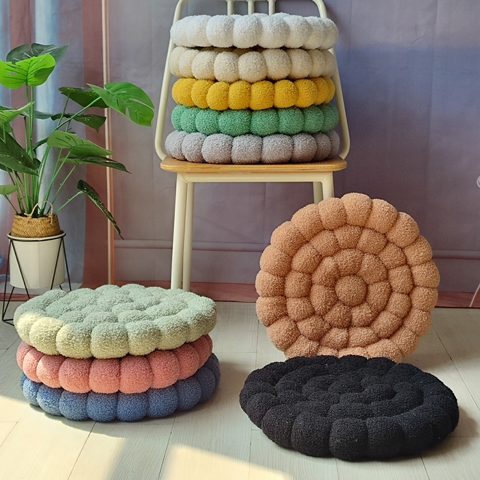 91家纺网 家纺一手货源 找家纺 （总）李帅家居 2025新款泰迪绒编织饼干坐垫手工馒头坐垫沙发垫椅子垫批发抱枕