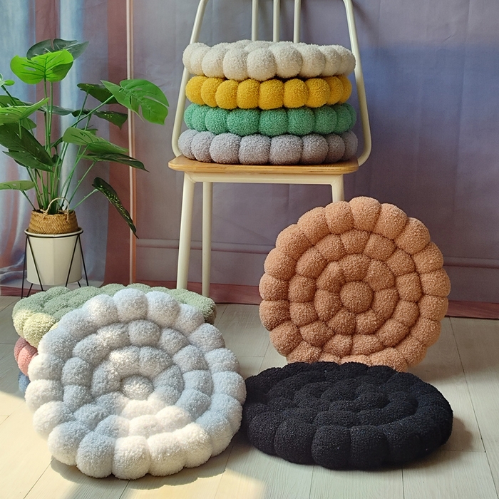 91家纺网 家纺一手货源 找家纺 （总）李帅家居 2025新款泰迪绒编织饼干坐垫手工馒头坐垫沙发垫椅子垫批发抱枕