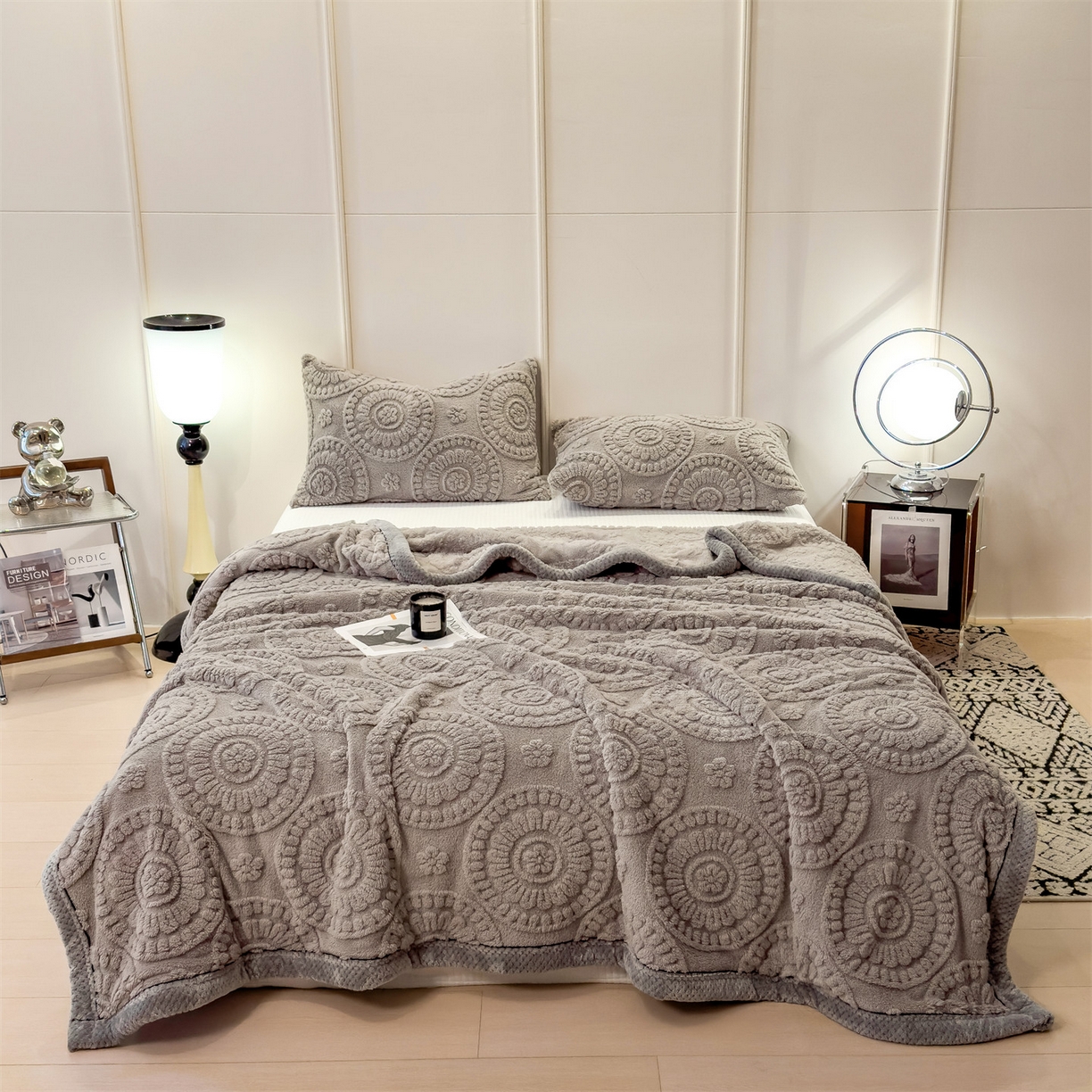 91家纺网 家纺一手货源 找家纺 乐家欣 2025新款A类花朵塔芙绒毛毯 花朵-雾灰