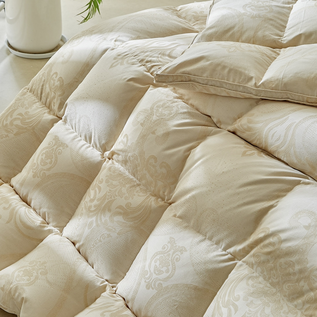 91家纺网 家纺一手货源 找家纺 （总）暖羽屋羽绒馆 2025新款绒子含量95白鹅绒被芯 羽绒被子2米双人冬被婚庆鹅绒被春秋被