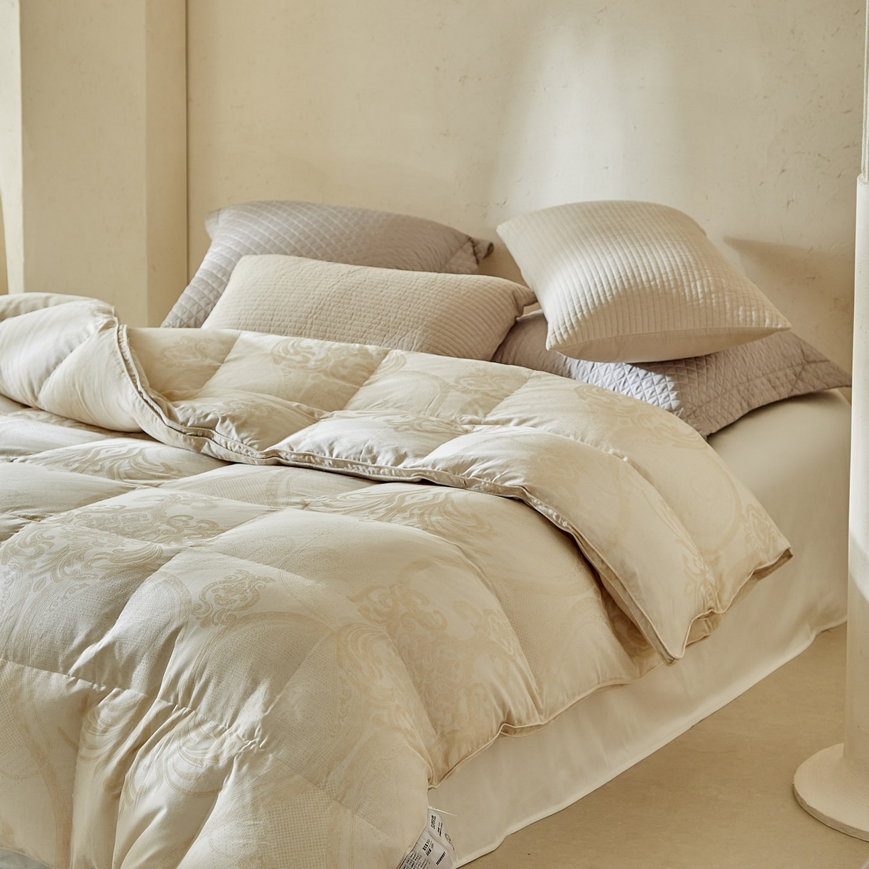 91家纺网 家纺一手货源 找家纺 （总）暖羽屋羽绒馆 2025新款绒子含量95白鹅绒被芯 羽绒被子2米双人冬被婚庆鹅绒被春秋被