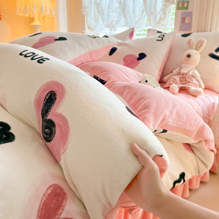 91家纺网 家纺一手货源 找家纺 （总）金盛皇朝家纺 2025新款高克重印花牛奶绒床单床盖单件三件四件套