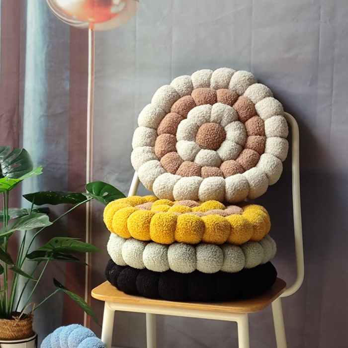 91家纺网 家纺一手货源 找家纺 （总）李帅家居 2025新款甜圈编织饼干坐垫抱枕靠垫沙发垫椅子垫毛绒玩偶垫子屁股垫