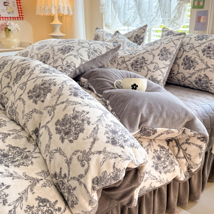 91家纺网 家纺一手货源 找家纺 金盛皇朝家纺 2025新款高克重印花牛奶绒床单床盖单件三件四件套 花屿慢行