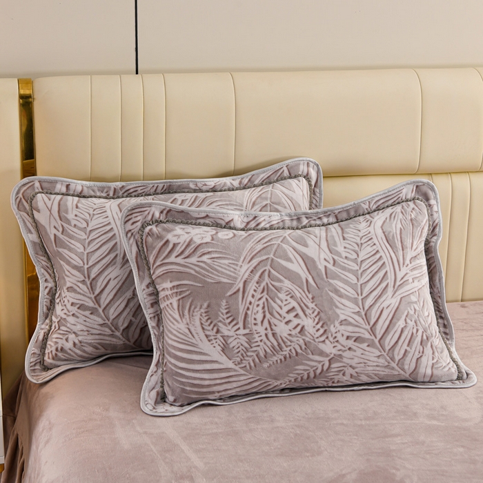 91家纺网 家纺一手货源 找家纺 沐妍家纺 2025新款8斤加厚保暖金貂绒牛奶绒印花四件套 罗马生活