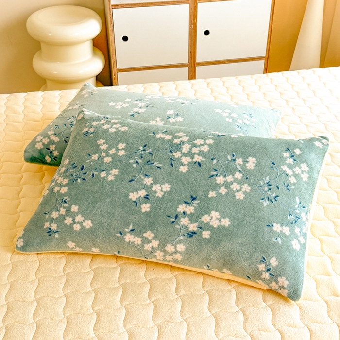 91家纺网 家纺一手货源 找家纺 金盛皇朝家纺 2025新款高克重印花牛奶绒床单床盖单件三件四件套 花漾织梦