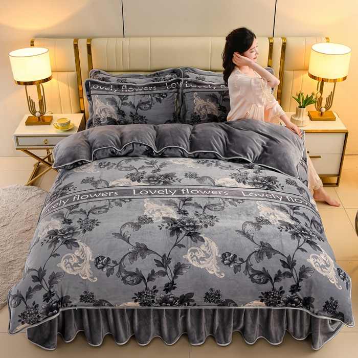 91家纺网 家纺一手货源 找家纺 沐妍家纺 2025新款8斤加厚保暖金貂绒牛奶绒印花四件套 莫兰迪