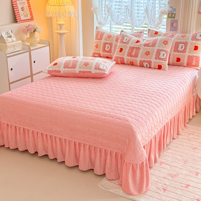 91家纺网 家纺一手货源 找家纺 金盛皇朝家纺 2025新款高克重印花牛奶绒床单床盖单件三件四件套 奶绒熊崽