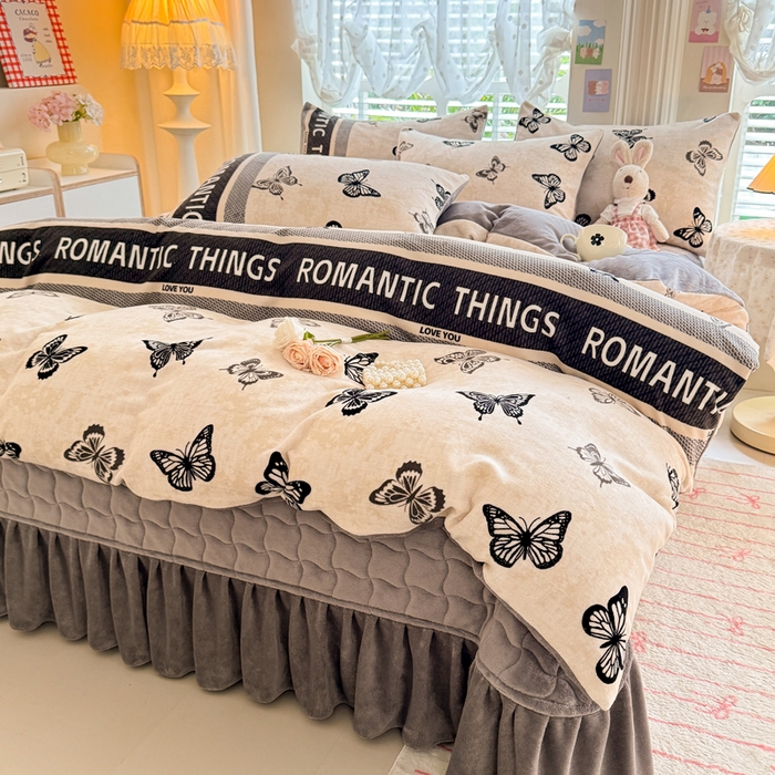 91家纺网 家纺一手货源 找家纺 金盛皇朝家纺 2025新款高克重印花牛奶绒床单床盖单件三件四件套 蝶蝶翩翩