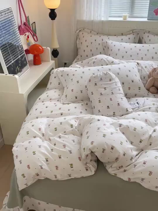 91家纺网 家纺一手货源 找家纺 梦莱斯 2025新款韩国小布袋古法云感棉四件套 鼠鼠家族