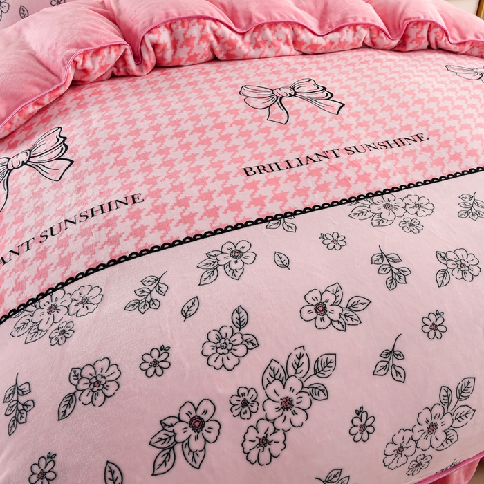 91家纺网 家纺一手货源 找家纺 沐妍家纺 2025新款8斤加厚保暖金貂绒牛奶绒印花四件套 赛琳娜