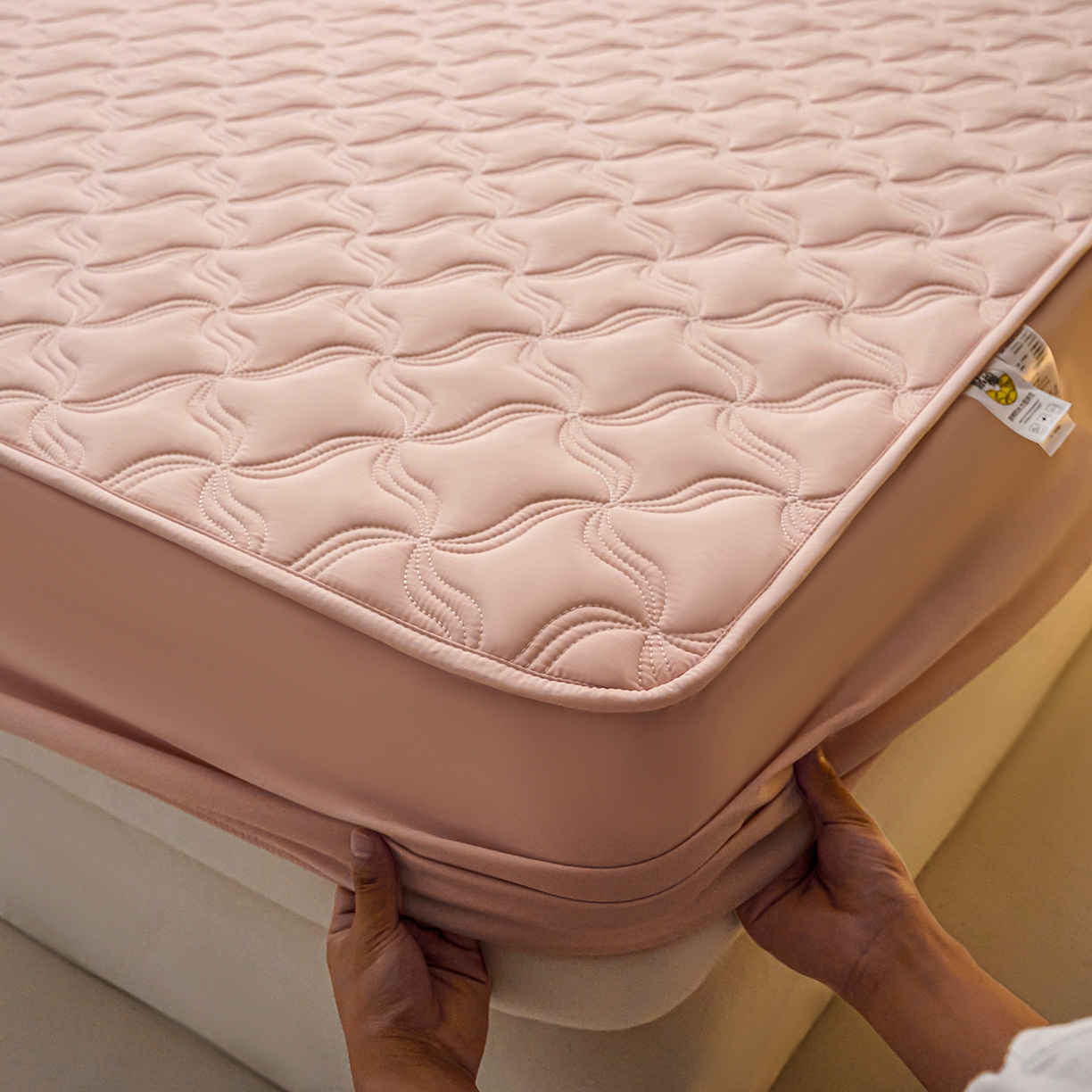 91家纺网 家纺一手货源 找家纺 小叮当家纺仓储工厂店 2025新款A类原棉大豆防水床笠单品床笠单件单床笠隔尿夹棉床笠床垫保护罩外贸跨境 爱恋-玉粉