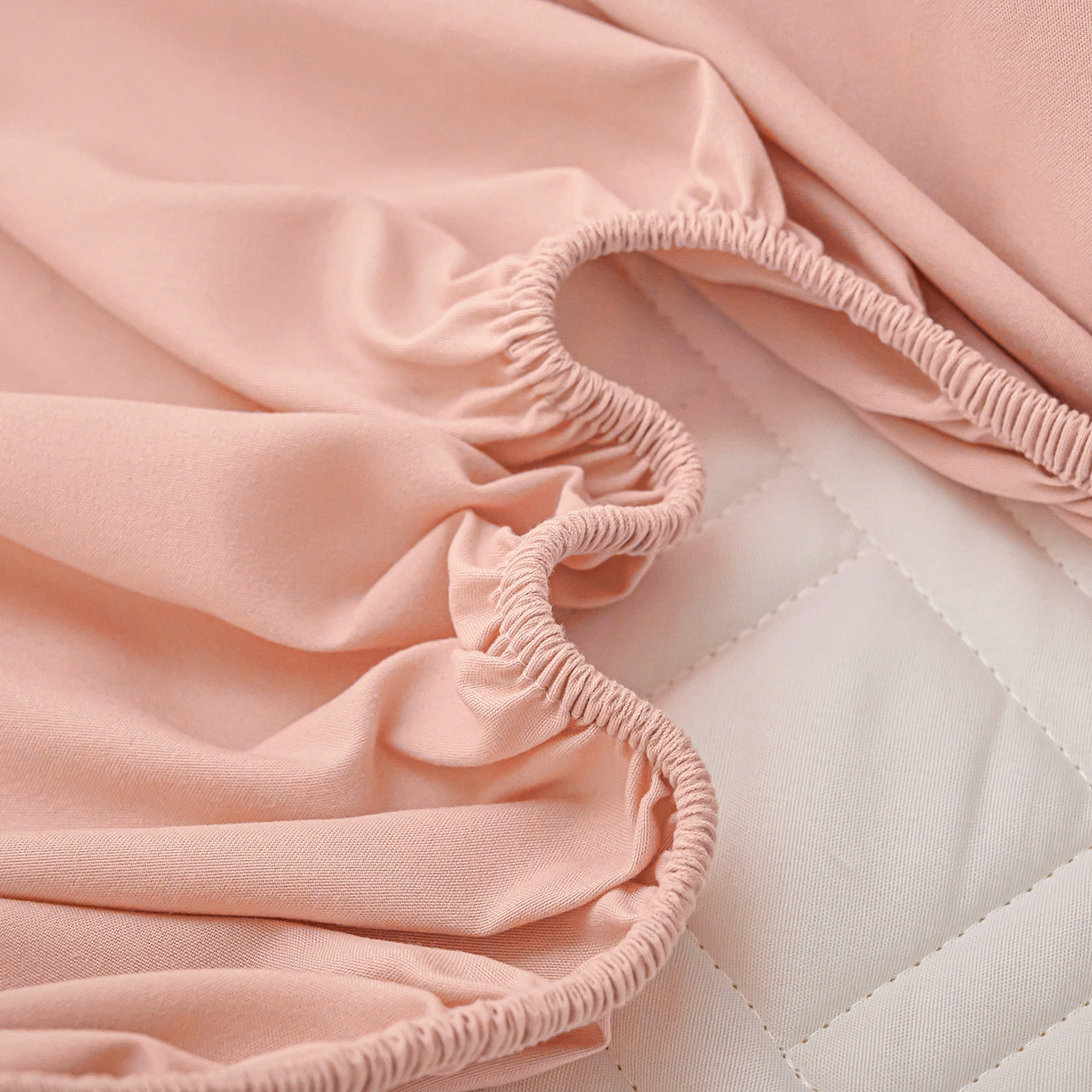 91家纺网 家纺一手货源 找家纺 小叮当家纺仓储工厂店 2025新款A类原棉大豆防水床笠单品床笠单件单床笠隔尿夹棉床笠床垫保护罩外贸跨境 迷宫-玉粉