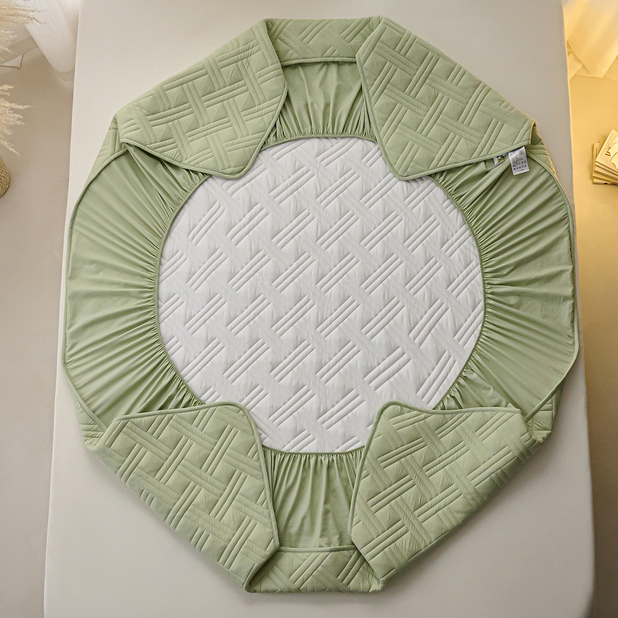 91家纺网 家纺一手货源 找家纺 小叮当家纺仓储工厂店 2025新款A类原棉大豆防水床笠单品床笠单件单床笠隔尿夹棉床笠床垫保护罩外贸跨境 迷宫-草绿