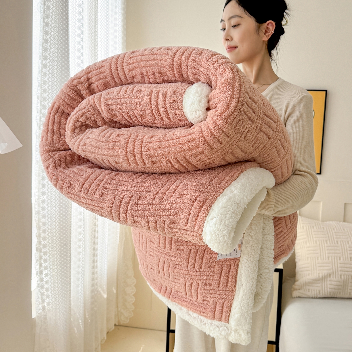 91家纺网 家纺一手货源 找家纺 （总）牛魔王家居 2025新款华夫格提花双面绒毛毯羊羔绒毯子外贸跨境专供 毛毯