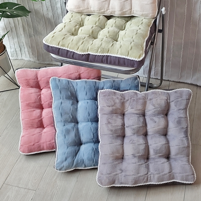 91家纺网 家纺一手货源 找家纺 （总）李帅家居 2025新款牛奶绒立体坐垫饼干抱枕椅子垫靠垫沙发抱枕垫腰靠