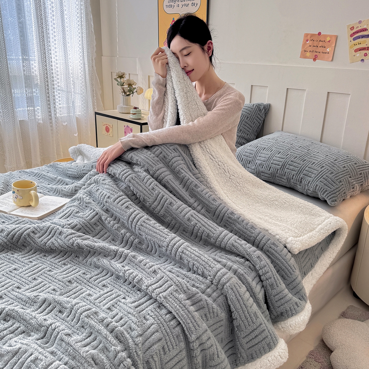 91家纺网 家纺一手货源 找家纺 牛魔王家居 2025新款华夫格提花双面绒毛毯羊羔绒毯子外贸跨境专供 毛毯 绒毯系列-冷灰