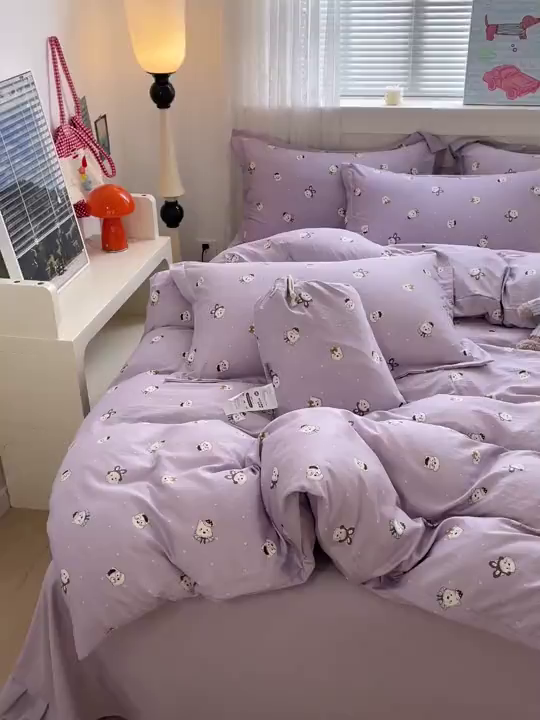 91家纺网 家纺一手货源 找家纺 梦莱斯 2025新款韩国小布袋古法云感棉四件套 心心动物园紫