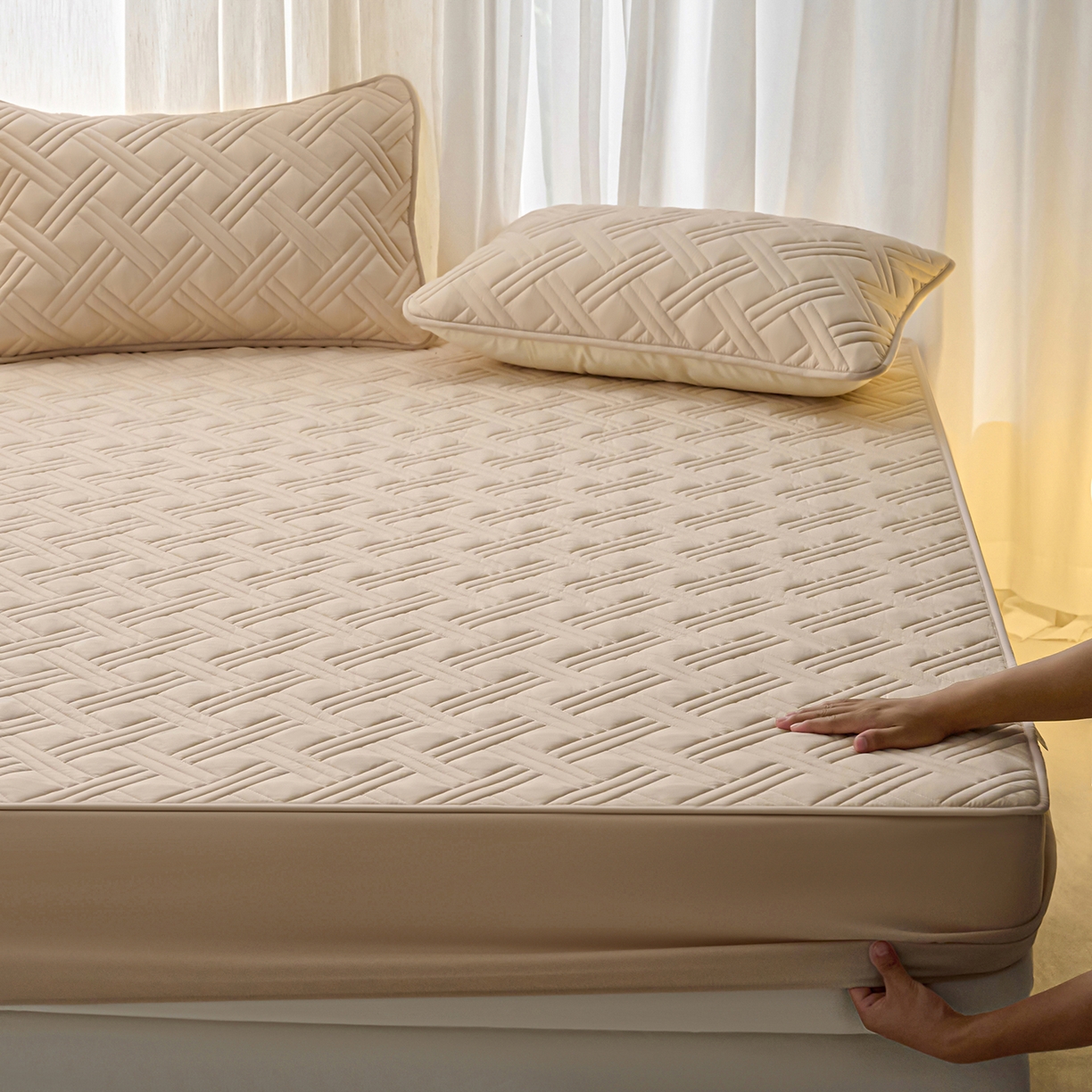 91家纺网 家纺一手货源 找家纺 小叮当家纺仓储工厂店 2025新款A类原棉大豆防水床笠单品床笠单件单床笠隔尿夹棉床笠床垫保护罩外贸跨境 迷宫-卡其