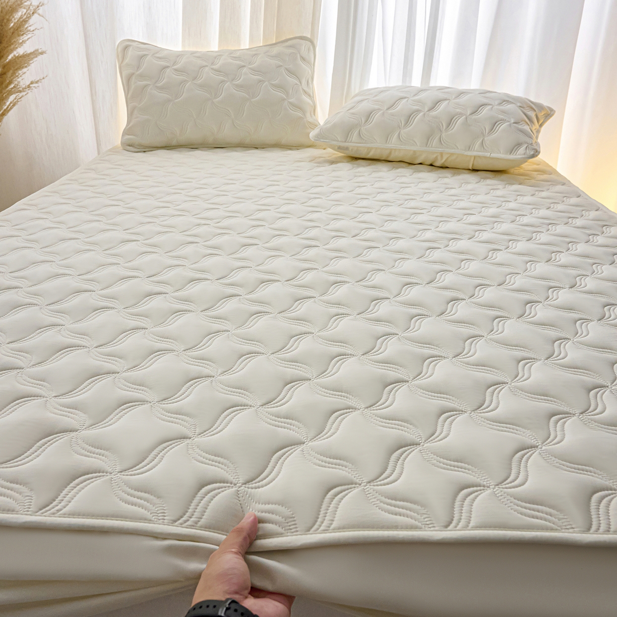 91家纺网 家纺一手货源 找家纺 小叮当家纺仓储工厂店 2025新款A类原棉大豆防水床笠单品床笠单件单床笠隔尿夹棉床笠床垫保护罩外贸跨境 爱恋-米白