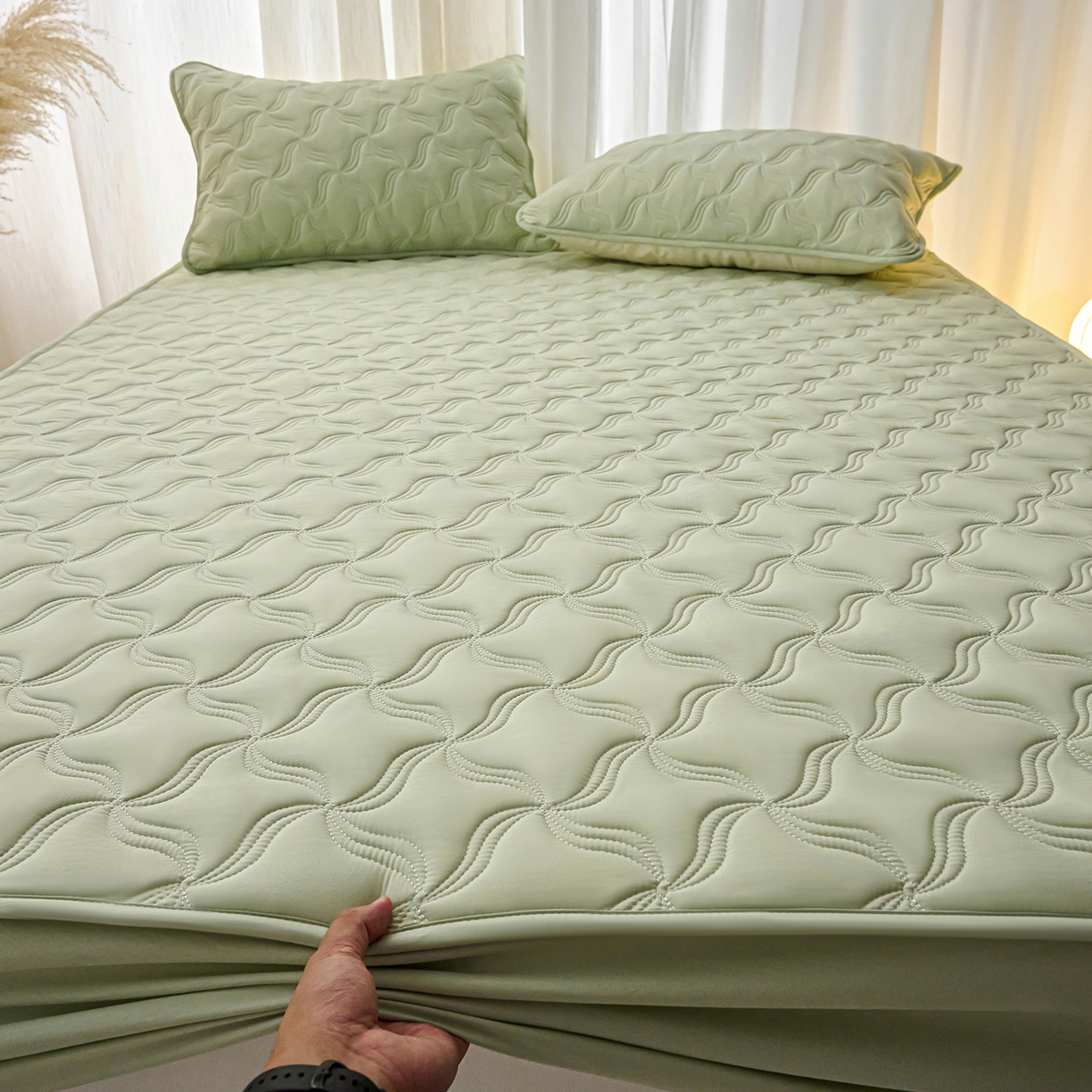 91家纺网 家纺一手货源 找家纺 小叮当家纺仓储工厂店 2025新款A类原棉大豆防水床笠单品床笠单件单床笠隔尿夹棉床笠床垫保护罩外贸跨境 爱恋-草绿