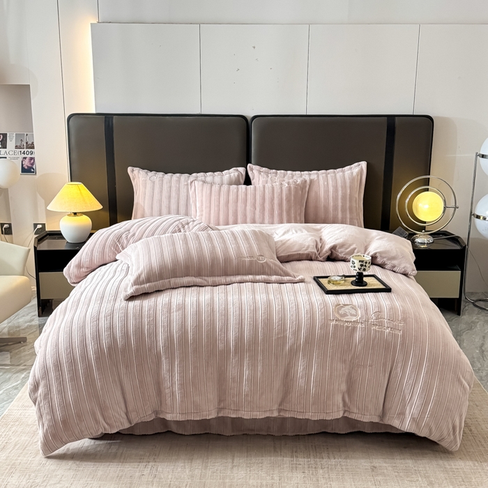 91家纺网 家纺一手货源 找家纺 （总）保罗圣迪奥 2025新款230克牛奶绒四件套-布兰卡