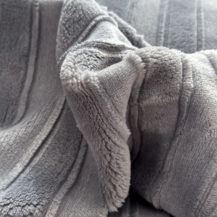 91家纺网 家纺一手货源 找家纺 保罗圣迪奥 2025新款230克牛奶绒四件套-布兰卡 深灰色