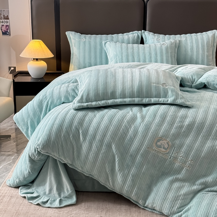 91家纺网 家纺一手货源 找家纺 保罗圣迪奥 2025新款230克牛奶绒四件套-布兰卡 布兰卡-蓝色