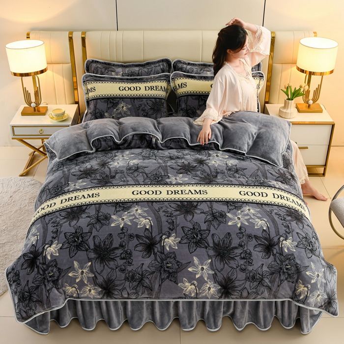 91家纺网 家纺一手货源 找家纺 沐妍家纺 2025新款8斤加厚保暖金貂绒牛奶绒印花四件套 雅韵