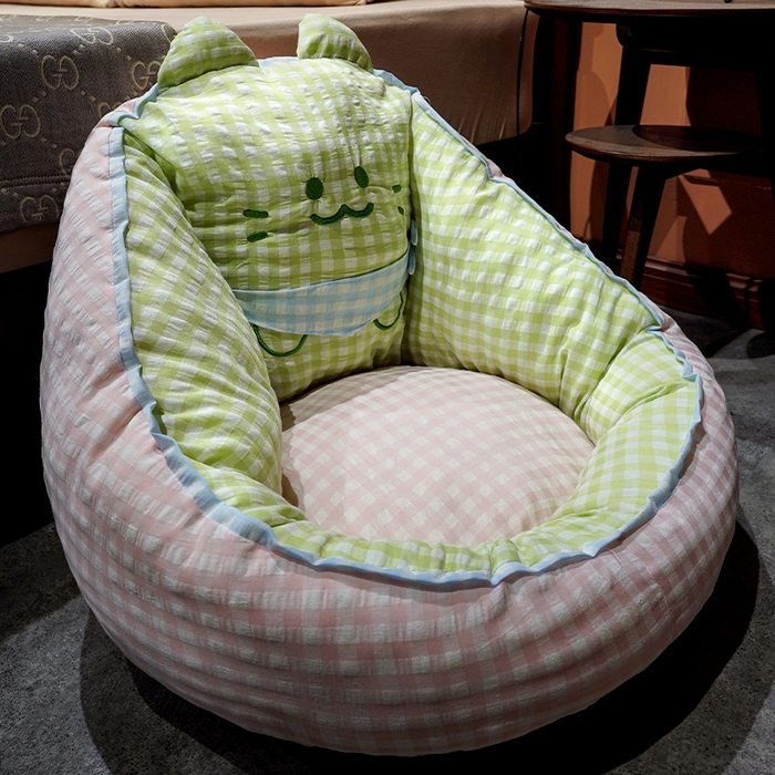 91家纺网 家纺一手货源 找家纺 仟亿莱 2025新款三维立体PP棉方巾喵格子蒲团坐垫 蒲团绿格喵