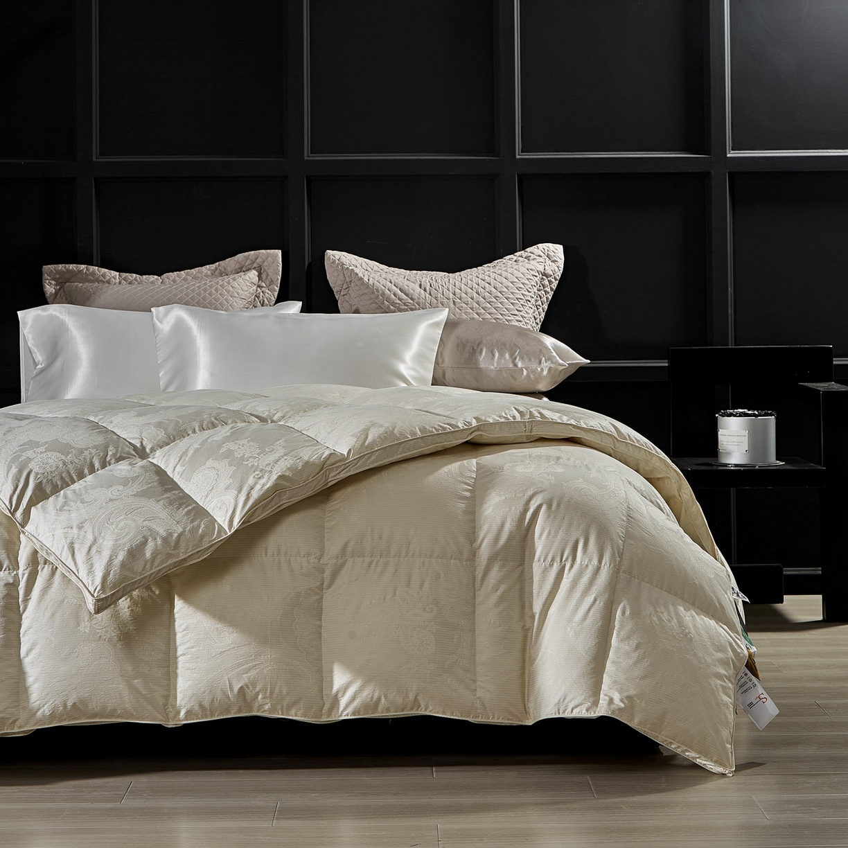 91家纺网 家纺一手货源 找家纺 暖羽屋羽绒馆 2025新款95鹅绒被180s大提花 带质检 婚庆双人羽绒被芯 2米羽绒被子 D浮云 金