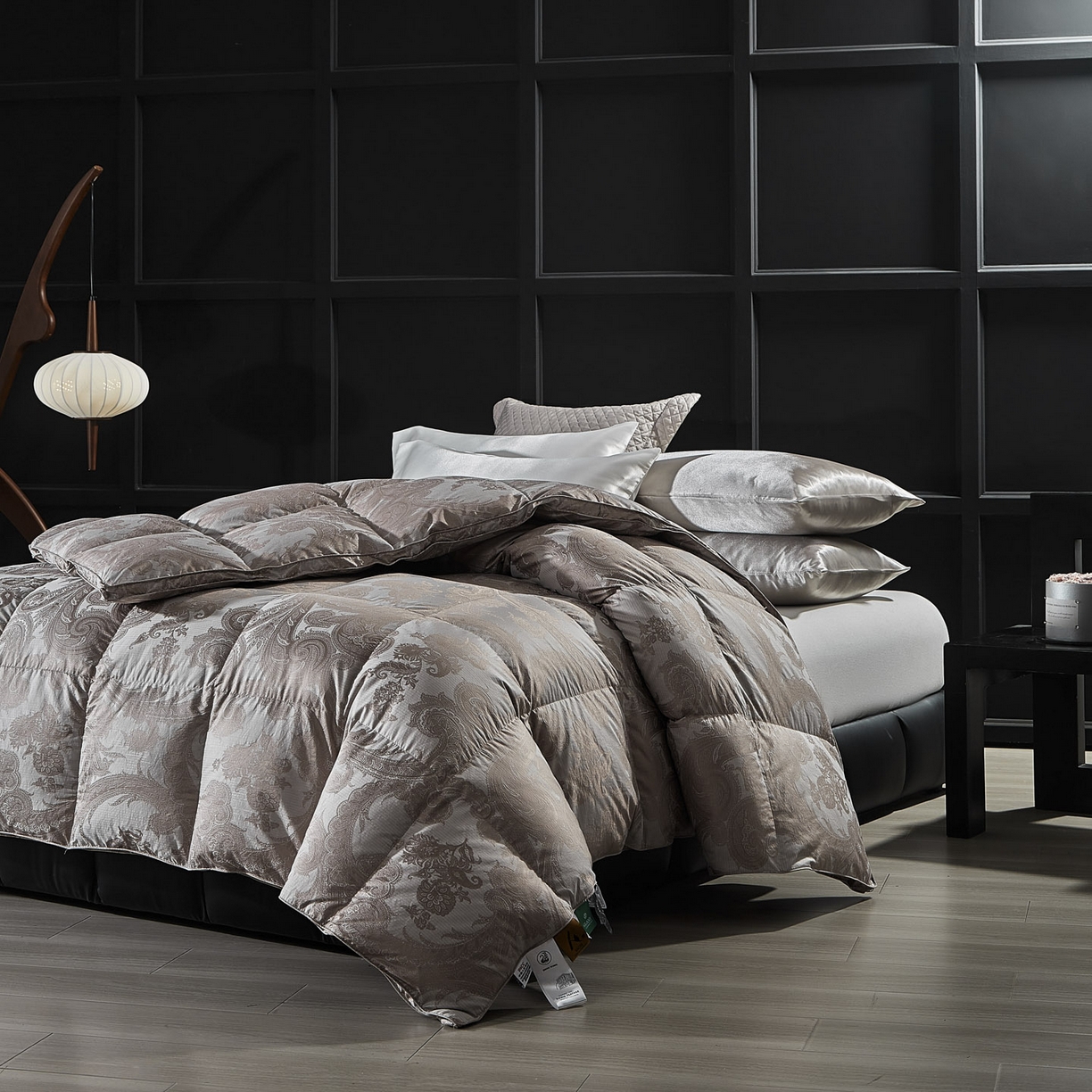 91家纺网 家纺一手货源 找家纺 暖羽屋羽绒馆 2025新款95鹅绒被180s大提花 带质检 婚庆双人羽绒被芯 2米羽绒被子 D浮云 咖灰