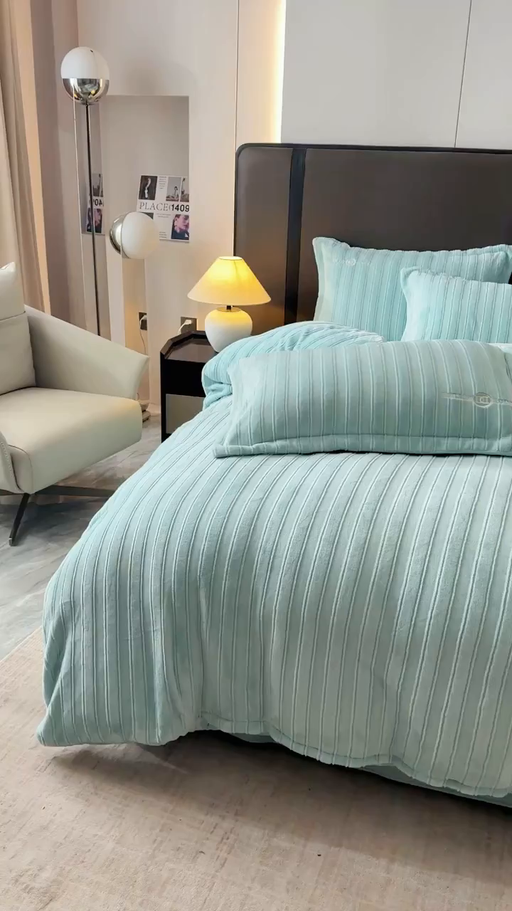 91家纺网 家纺一手货源 找家纺 保罗圣迪奥 2025新款230克牛奶绒四件套-布兰卡 布兰卡-蓝色