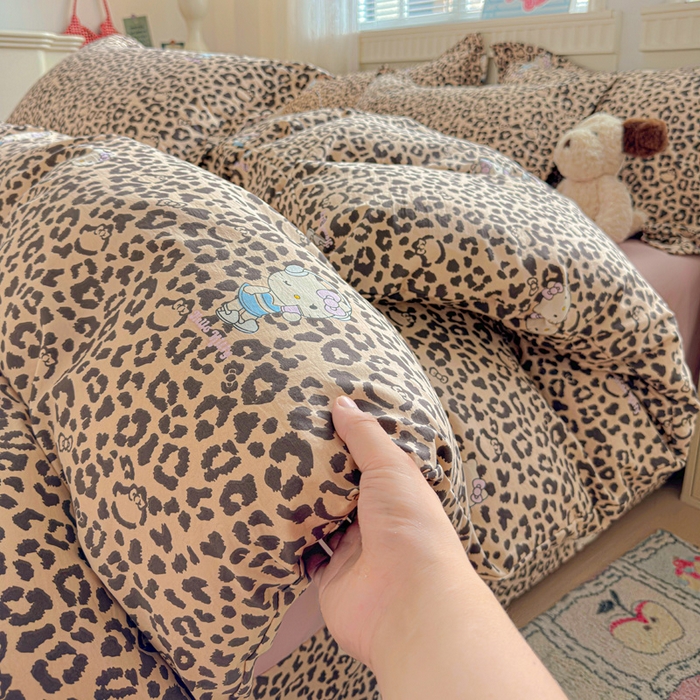 91家纺网 家纺一手货源 找家纺 梦莱斯 2025新款韩国小布袋古法云感棉四件套 豹纹