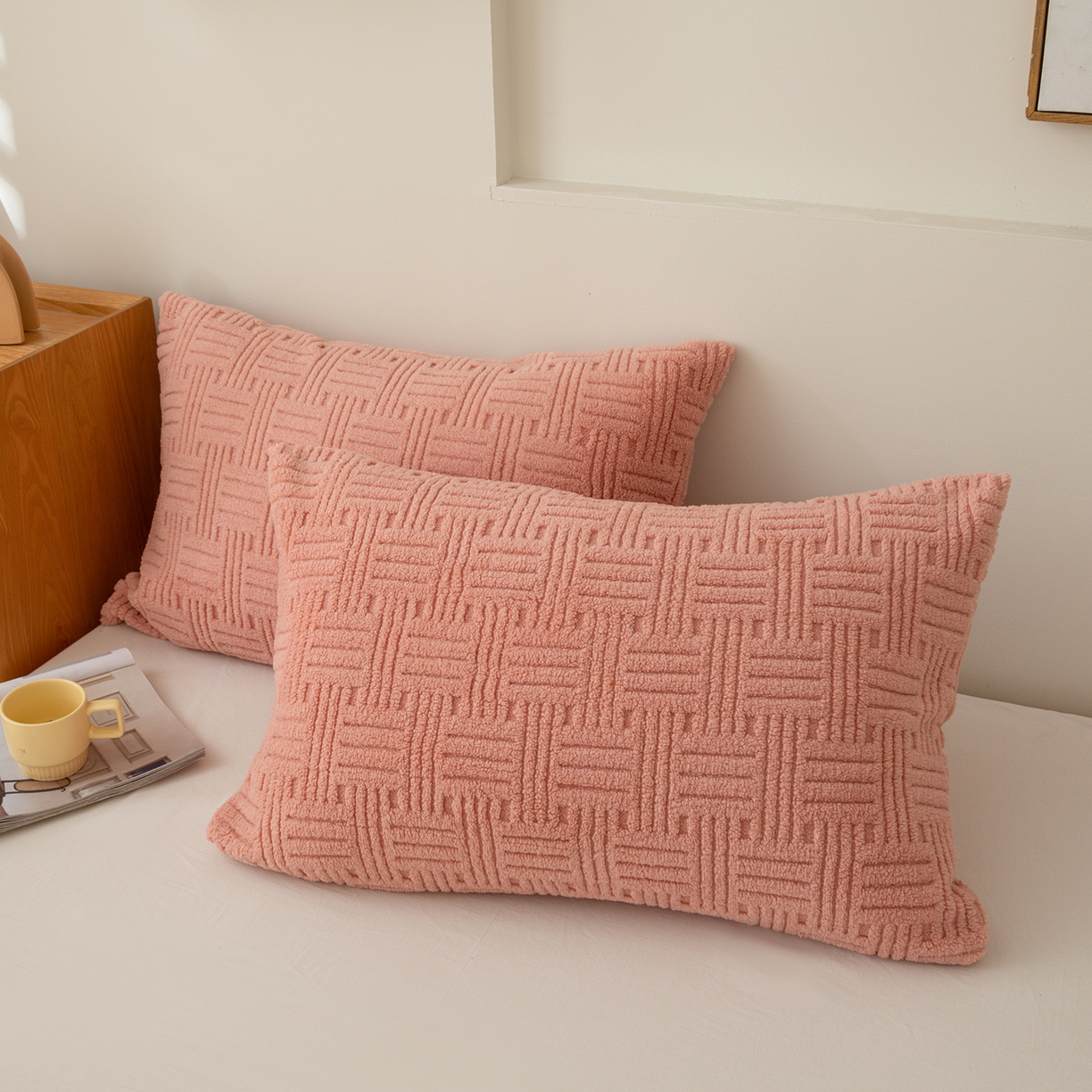 91家纺网 家纺一手货源 找家纺 牛魔王家居 2025新款加厚保暖羊羔绒冬被被子舒棉绒提花塔芙绒外贸跨境专供 暖冬系列-豆沙红