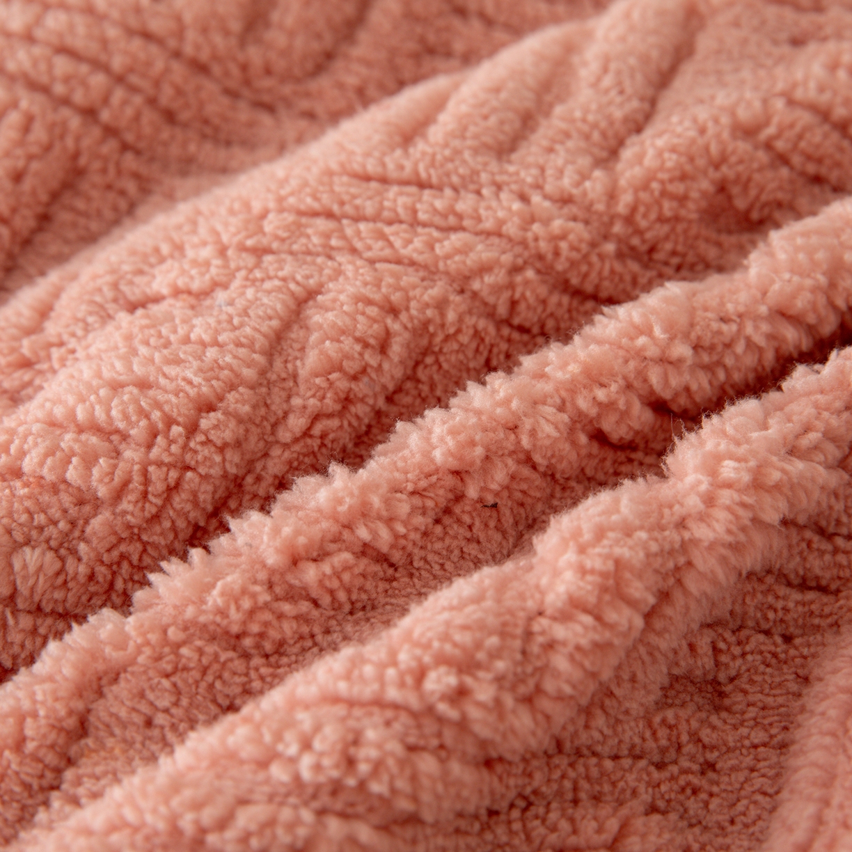 91家纺网 家纺一手货源 找家纺 （总）牛魔王家居 2025新款加厚保暖羊羔绒冬被被子舒棉绒提花塔芙绒外贸跨境专供