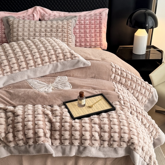 保罗圣迪奥 2025新款350克剪花牛奶绒四件套-三拼角蝴蝶 三拼角蝴蝶-咖色