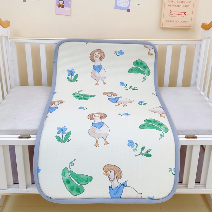 91家纺网 家纺一手货源 找家纺 小叮当家纺仓储工厂店 2025新款A版冰豆豆B版针织婴童双面两用床垫床褥 小鸭子