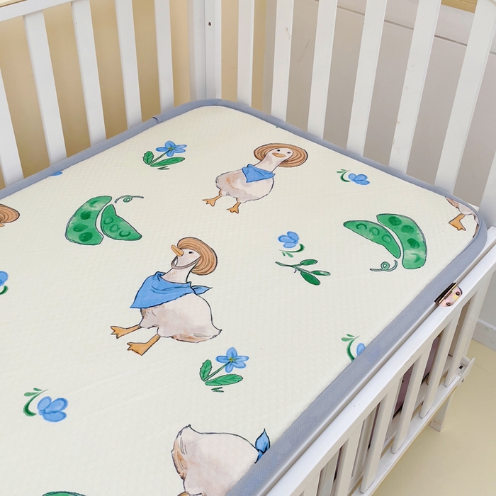 91家纺网 家纺一手货源 找家纺 小叮当家纺仓储工厂店 2025新款A版冰豆豆B版针织婴童双面两用床垫床褥 小鸭子