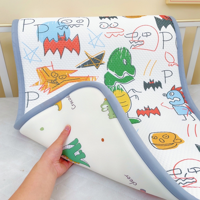 91家纺网 家纺一手货源 找家纺 小叮当家纺仓储工厂店 2025新款A版冰豆豆B版针织婴童双面两用床垫床褥 恐龙