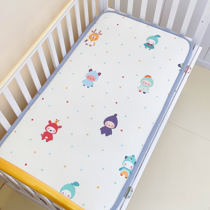 91家纺网 家纺一手货源 找家纺 小叮当家纺仓储工厂店 2025新款A版冰豆豆B版针织婴童双面两用床垫床褥 波点小人