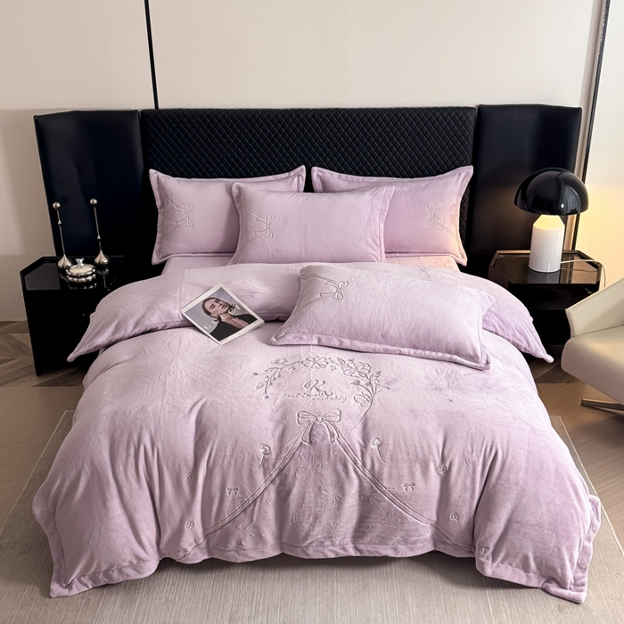 91家纺网 家纺一手货源 找家纺 （总）保罗圣迪奥 2025新款230克全消光牛奶绒四件套-沐夏